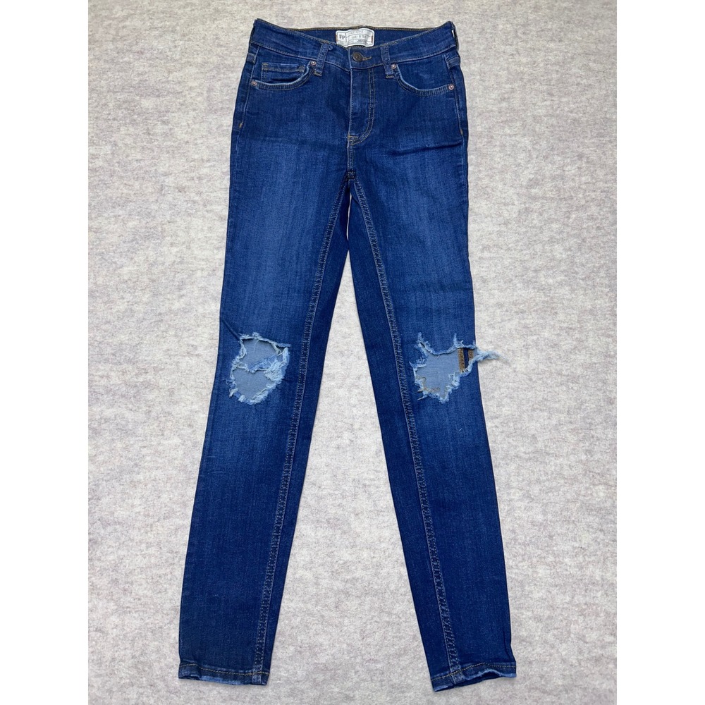 Free People Women's Jeans Size 25R Dark Wash‎ Distressed Ripped Knee Skinny